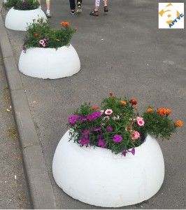 Уличные цветочницы - вазоны бетонные - вазы бетонные для цветов купить ...