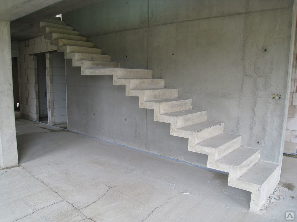 вылить лестницу из бетона
