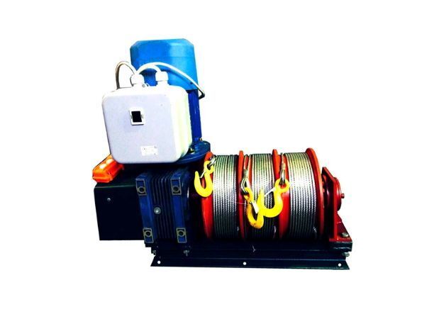 Лебедка электрическая червячная ЛЭЧ-0,3-9,5-3 с рукояткой аварийного привода (с канатом 10 м) TOR
