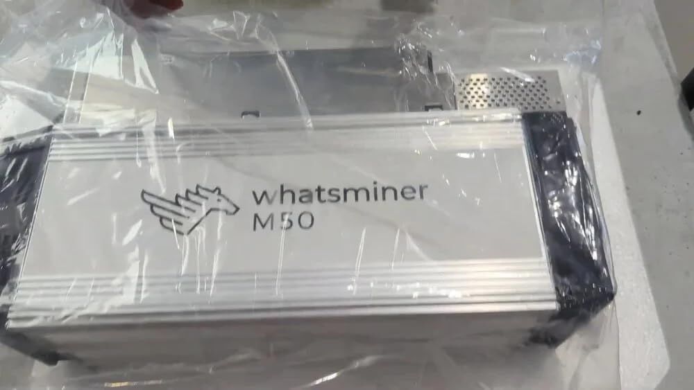 Майнер криптовалюты Whatsminer M50 124TH/s 3