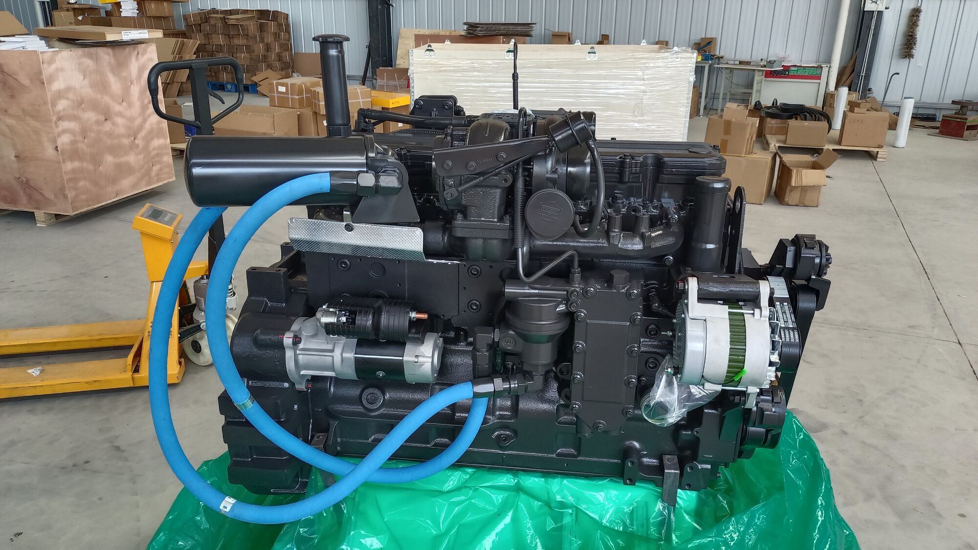 Двигатель в сборе Komatsu PC300-8MO, SAA6D114E-3