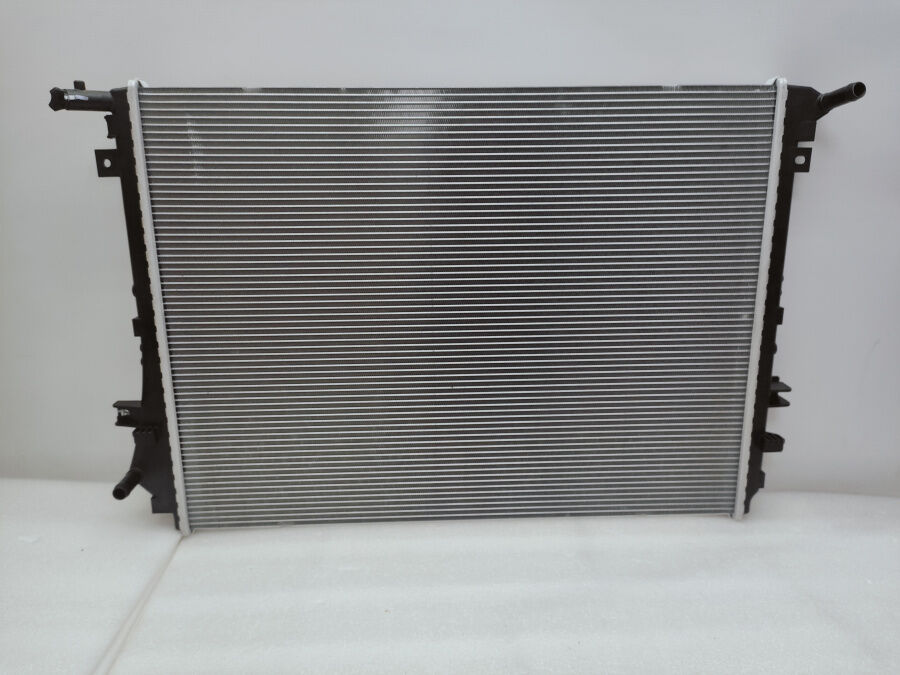 Радиатор охлаждения двигателя S203F280104-0300 Changan CS55 Plus