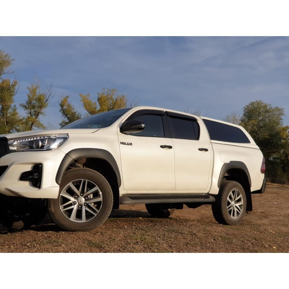 Дефлекторы окон Toyota Hilux VIII 5d 2015+ "Сobra Tuning" Euro